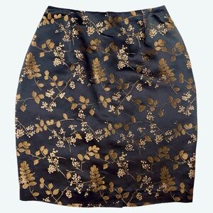 Oscar de la Renta Black and Gold Silk Jaquard Skirt Size 4